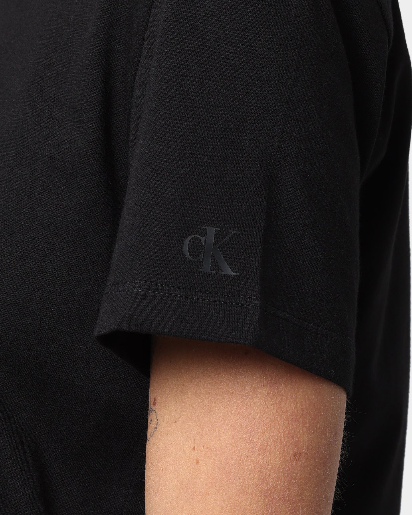 Calvin Klein Women's Reflective Monogram T-Shirt Black