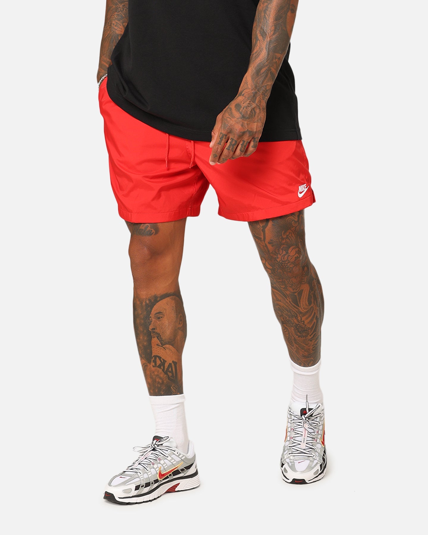 Nike Club Flow Shorts University Red