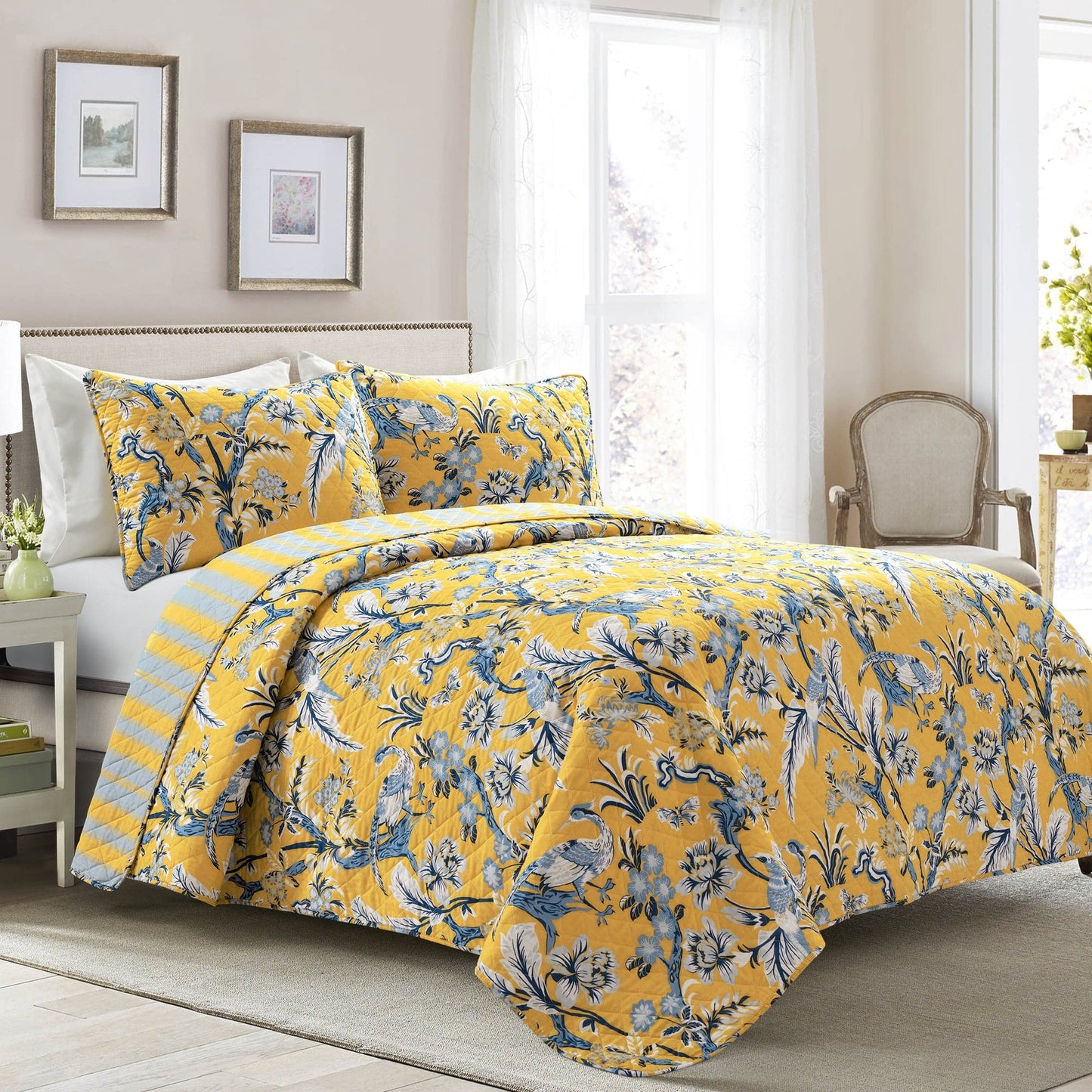 Dolores 3 Piece Quilt Set