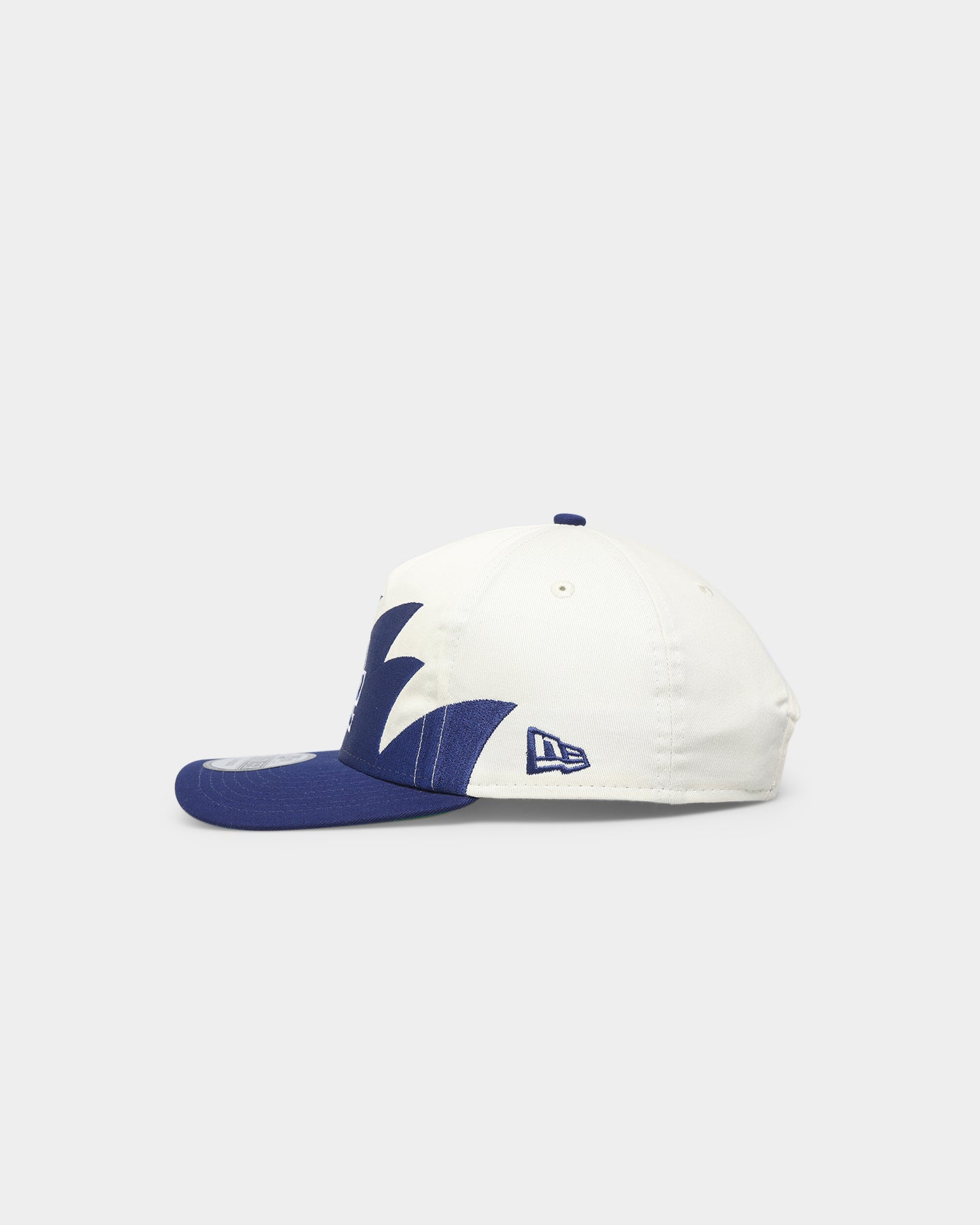 New Era Los Angeles Dodgers 'Sharktooth Design' Old Golfer Snapback OTC/Sharktooth