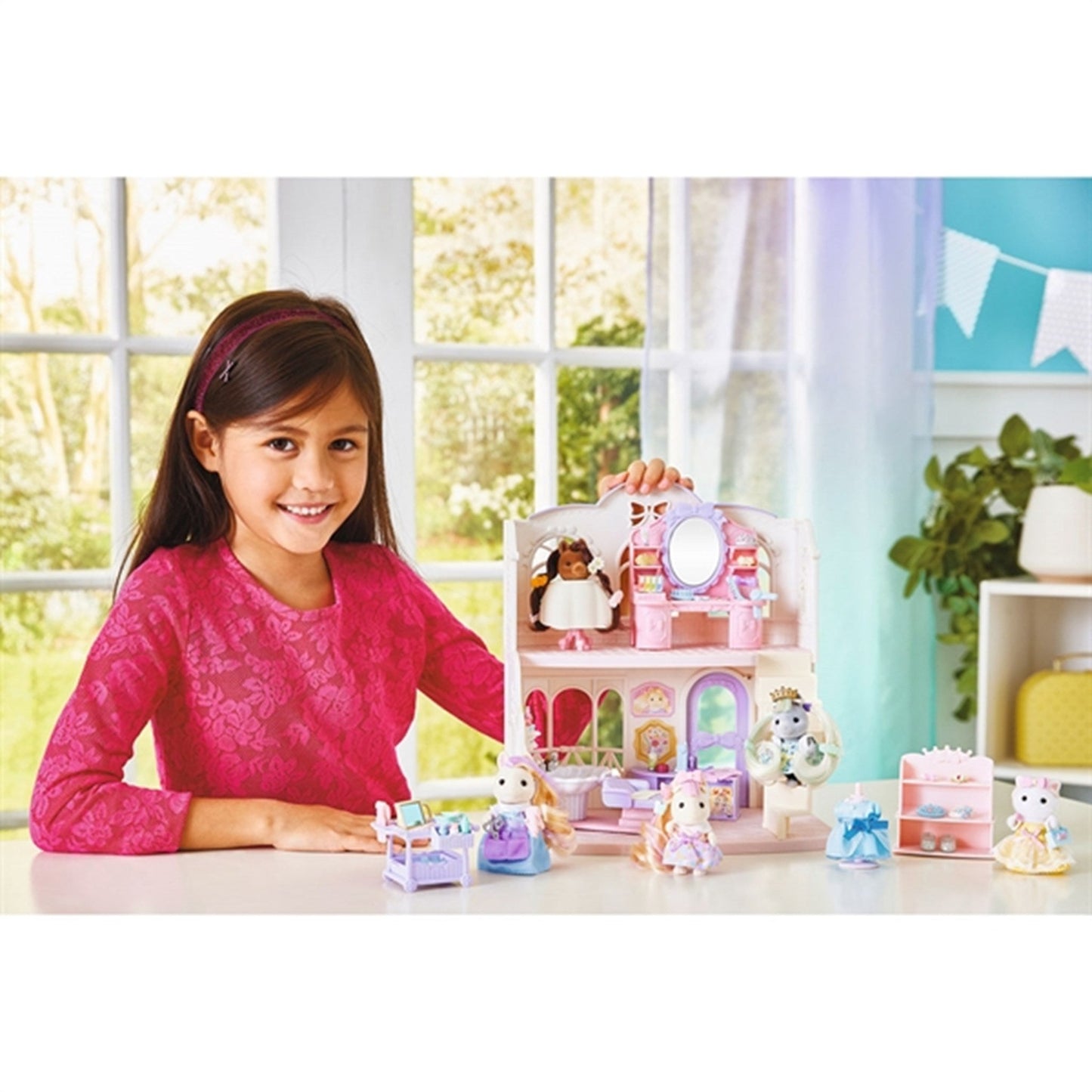 Sylvanian Families® Pony's Stylish Hair Salon