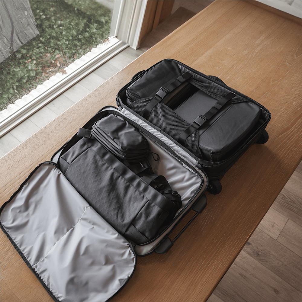 TRANSIT Carry-On Roller (Sticky Zippers)