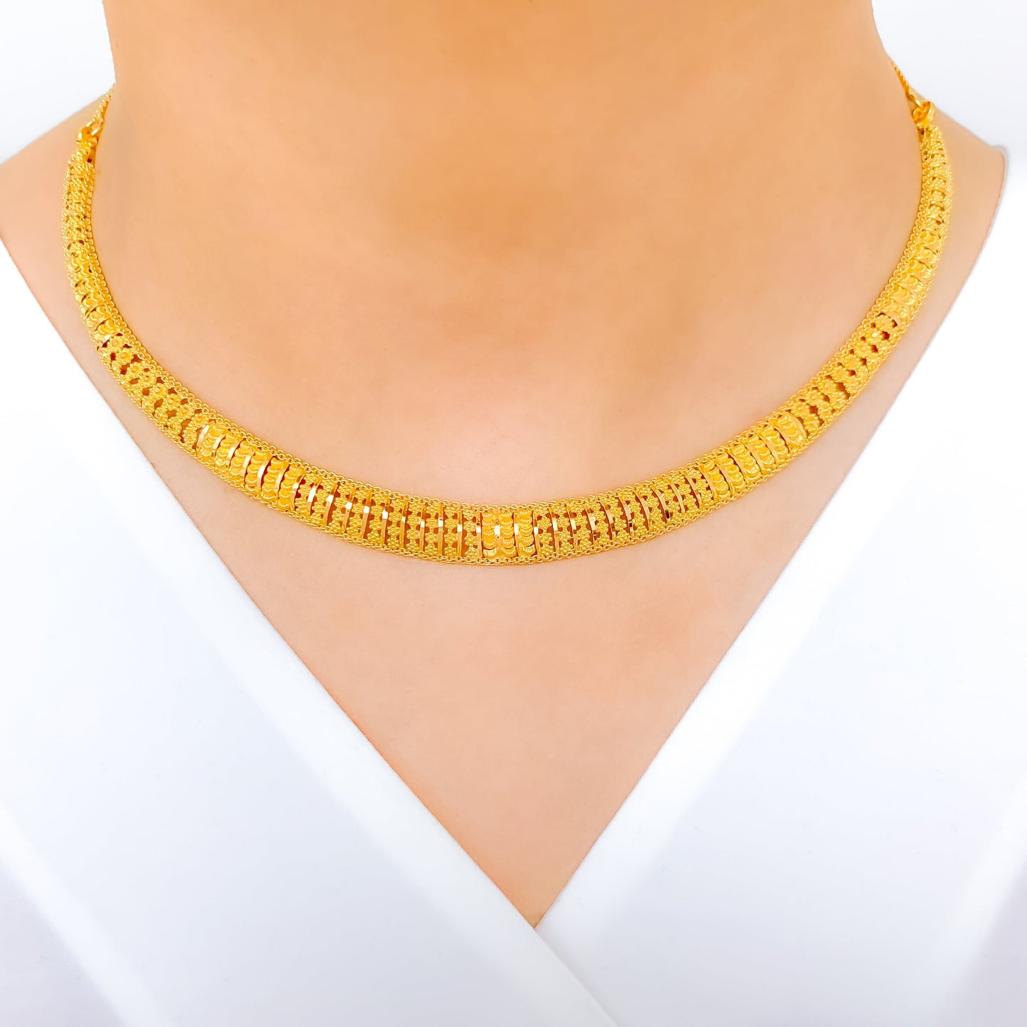 Posh Slender Domed Choker Set