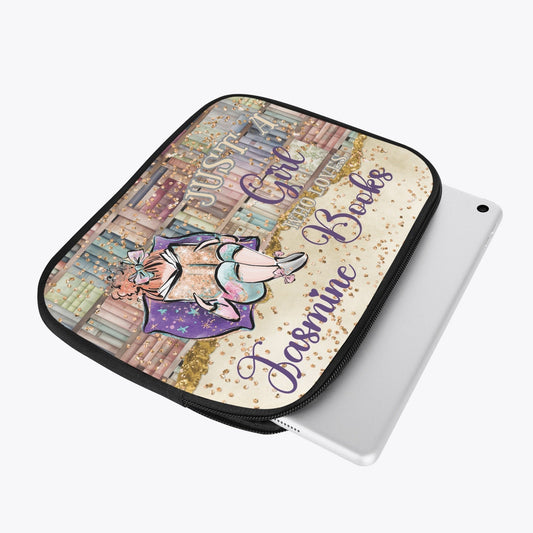 Tablet Sleeve - Just a Girl Who Loves Books, Red Hair