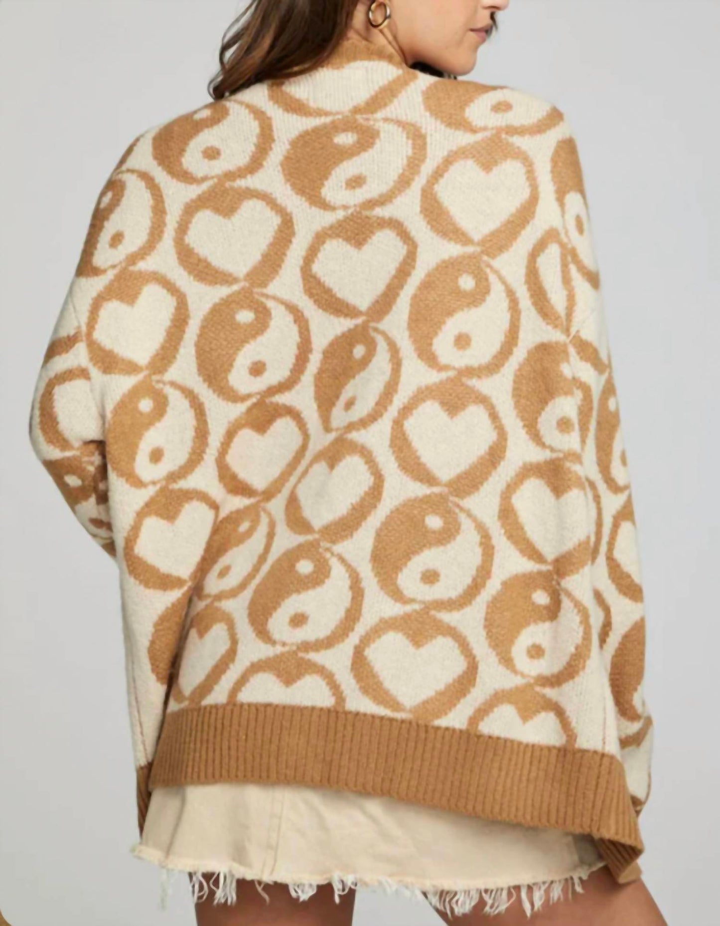 Vibe Cardigan In Latte-Yin Yang Hearts